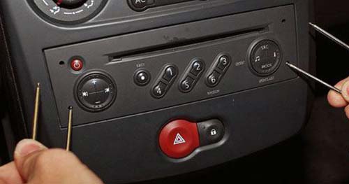 1. How Do I Find My How To Take Out Your Nissan Primastar Radio Radio's Serial Number? 