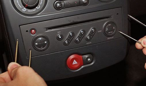 Dacia Radio Removal With Keys