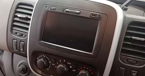 3. How Do I Find My Renault Touch Screen Sat/Nav Radio Radio's Serial Number? 