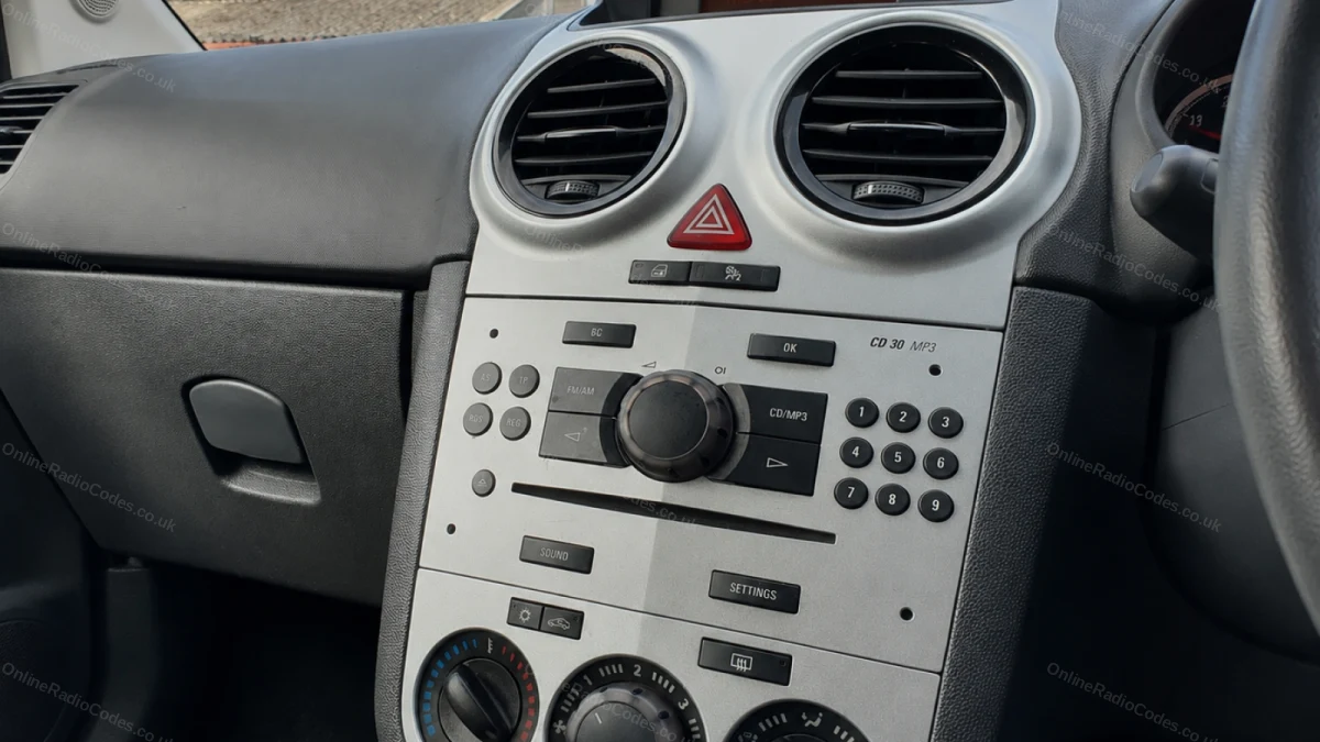Vauxhall CD30 radio unit